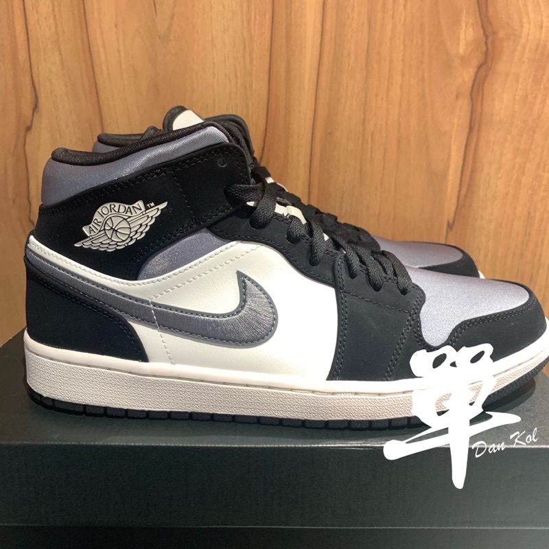 Nike Jordan 1 Mid AJ1 “Satin” 黑銀 伯爵絲綢 男鞋 852542-011 10812