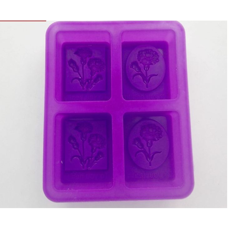 4連孔兩種不同圖案康乃馨模 手工皂模 矽膠膜