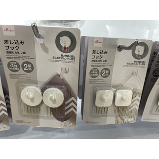 🎀大創代購🛒桌布用正方形/圓型掛勾（韓國製）2入一組 固定於桌布與牆壁之間 耐重2kg 掛鉤