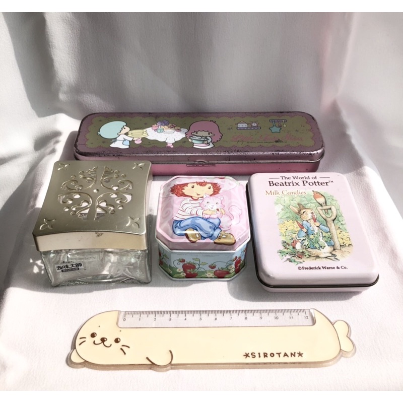 闆娘滴收藏✨盒子系列🎀 雙子星鉛筆盒⭐️.花仙子去味大師的玻璃盒🌸.草莓甜心小方盒🍓.彼得兔糖果盒🐰