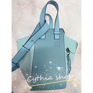 專櫃購入Loewe hammock small bag中號湖水藍色拼色吊床包