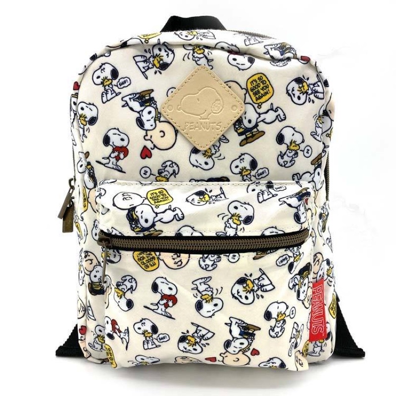日本正版Peanuts Snoopy 史努比 史奴比 滿版史努比 兒童背包 書包 可愛包包 後背包 包包 SN12309