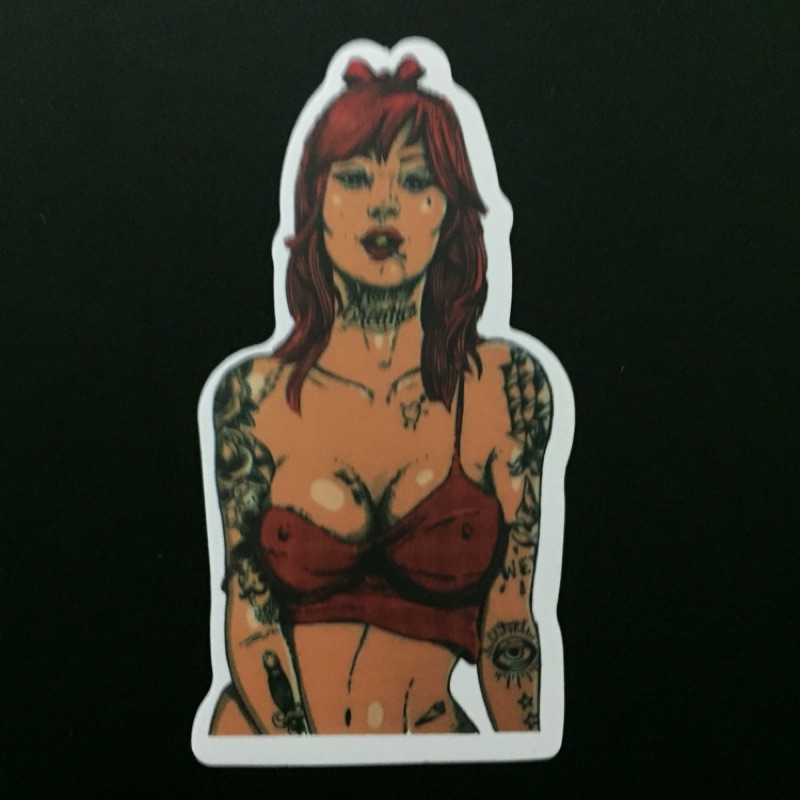 PVC 防水貼紙 刺青性感女孩 tattoo 行李箱貼紙 安全帽 筆電 滑板 吉他 機車 惡搞 潮流 個性 美式 貼紙