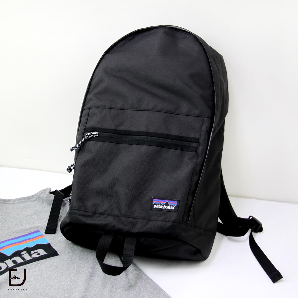 -EJ- PATAGONIA  Arbor Day Pack 20L Black 後背包 大背包 黑色 LOGO標