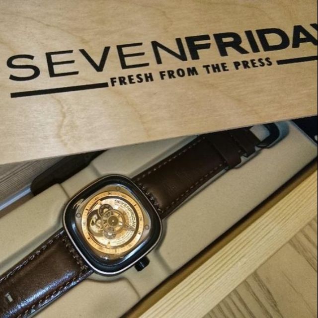 Sevenfriday p2/01 手錶