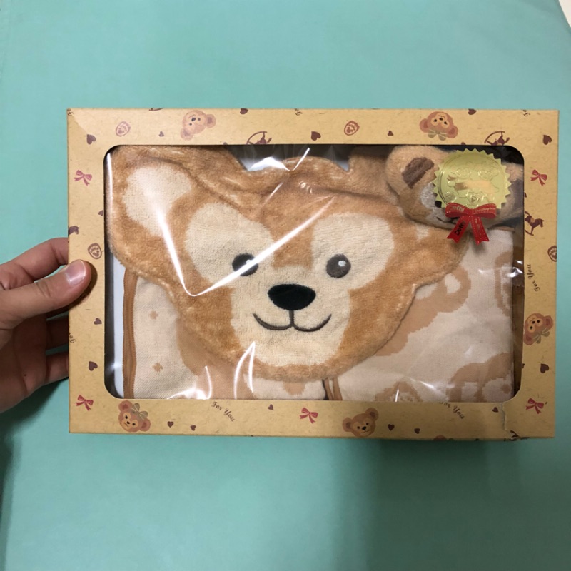 香港 購買 達菲熊 寶寶 小手巾 圍兜兜 手鈴鐺 禮盒 二手