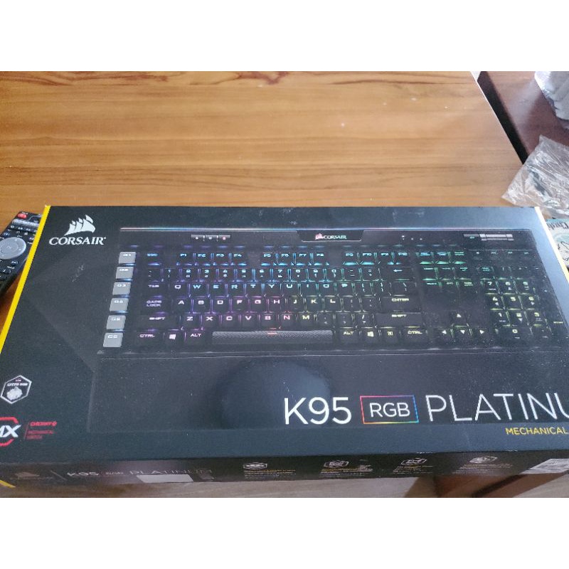 海盜船Corsair.K95RGB白金版 銀軸
