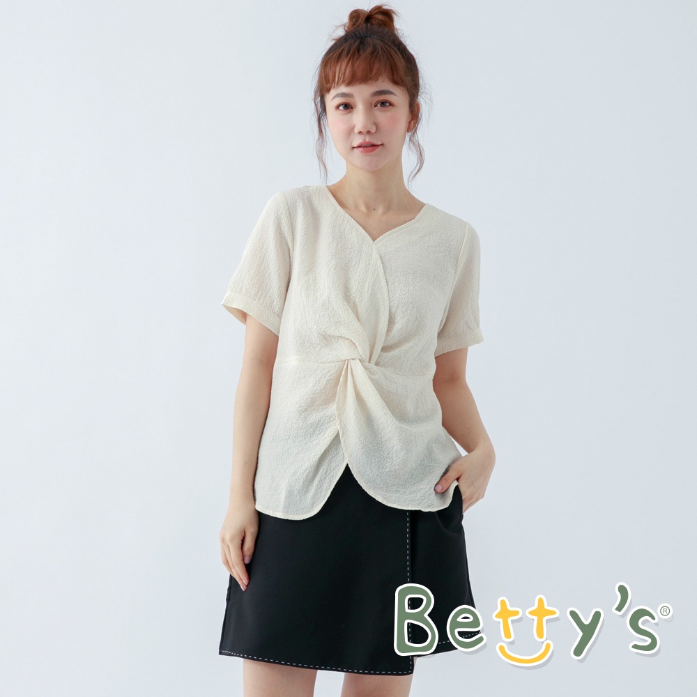 betty’s貝蒂思(11)質感扣飾短褲裙 (黑色)