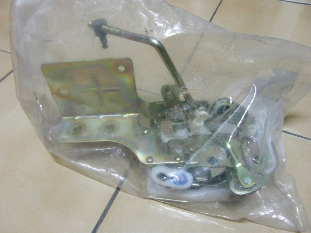 OEM HONDA 喜美 K6 2門 3門 六角鎖 其它發電機,啟動馬達,幫浦,來令片,軸承,皮帶,油封,煞車盤歡迎詢問