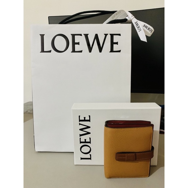 Loewe焦糖色皮夾 短夾 中夾 專櫃正貨