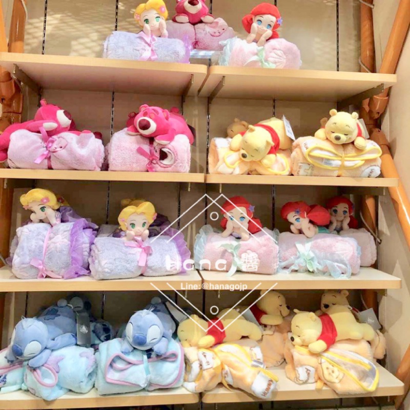 《現貨》日本 迪士尼商店 小美人魚 長髮公主 小熊維尼 維尼 史迪奇 冰雪奇緣 艾莎 玩偶+毛毯組合 娃娃 玩偶