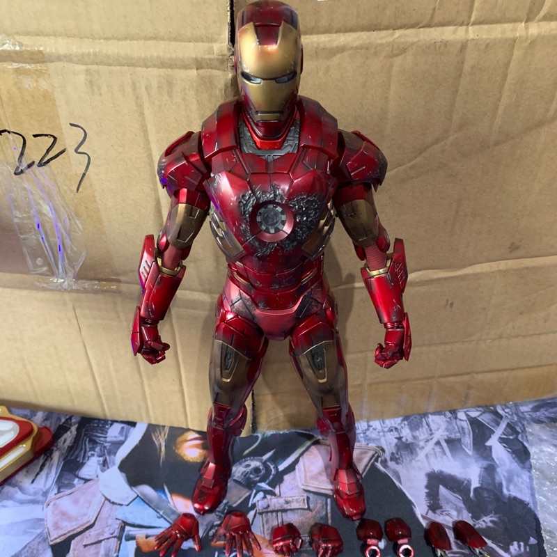 Hot toys mms196 復仇者聯盟 戰損版mk7