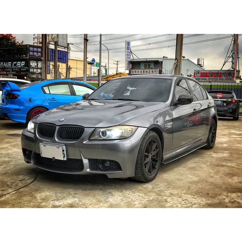 2010 BMW 320i 2.0       FB搜尋 : 『凱の中古車-Dream Garage』