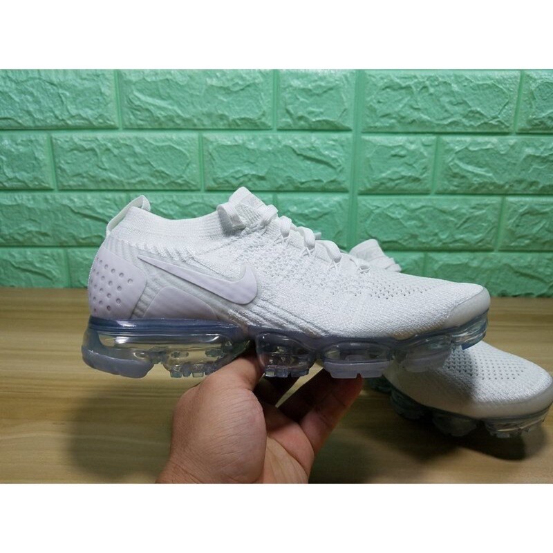 Nike Air Vapormax Flyknit白色