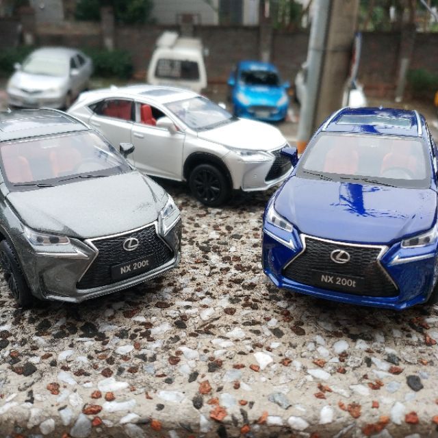 凌志lexus Nx200t 模型車 132 金屬迴力車 合金 聲光