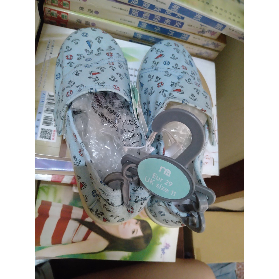 二手童鞋~~mothercare 童鞋 UK 11(Eur 29)~~沒穿過