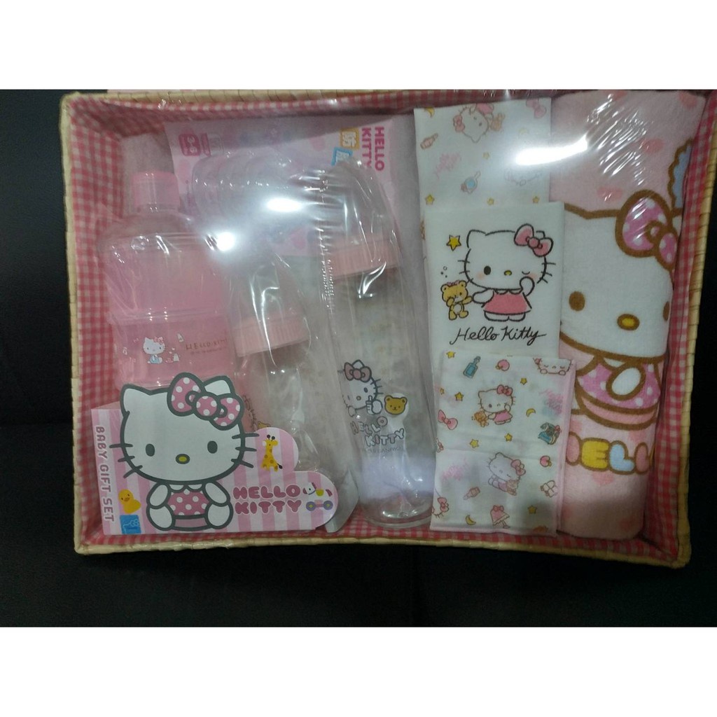 熊好價💥三麗鷗 彌月禮盒組 kitty  貼身用品 禮盒組 彌月送禮 (附紙袋) 💥台灣製造