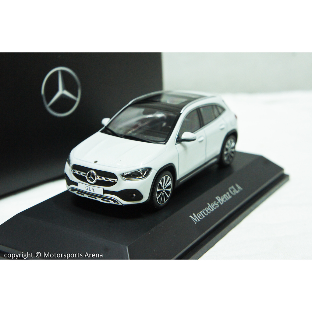 【現貨特價】賓士原廠 1:43 Spark Mercedes Benz GLA H247 2020 白/紅色