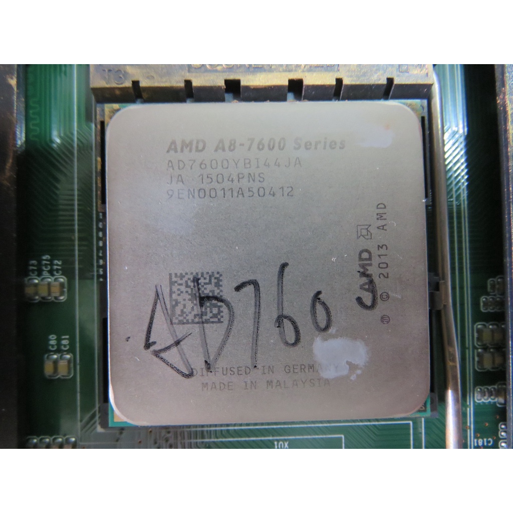 C.FM2 CPU-AMD A8-7600 AD7600YBI44JA A8-Series 4核 直購價680