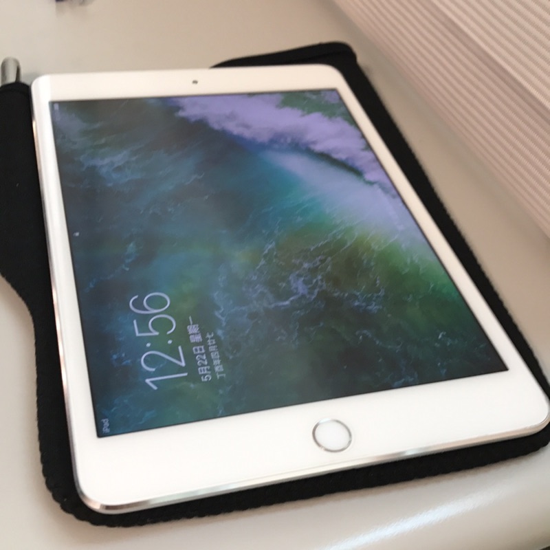 IPad mini 4 64G wifi