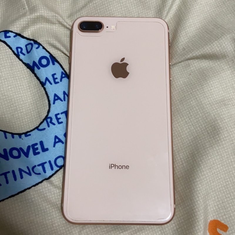 iphone8 plus 金色 64g二手 功能正常 無刮痕