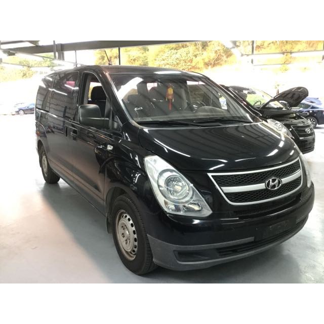 2014 HYUNDAI STAREX 2.5 柴油 史塔瑞斯 稅金超省 公司行號適用 可協辦長租車