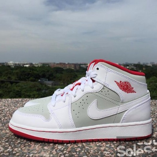 air jordan 1 mid wb