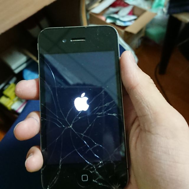 Iphone4 鎖apple id 可拆零件１