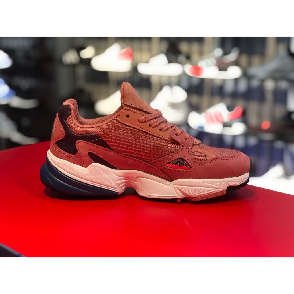 adidas falcon d96700