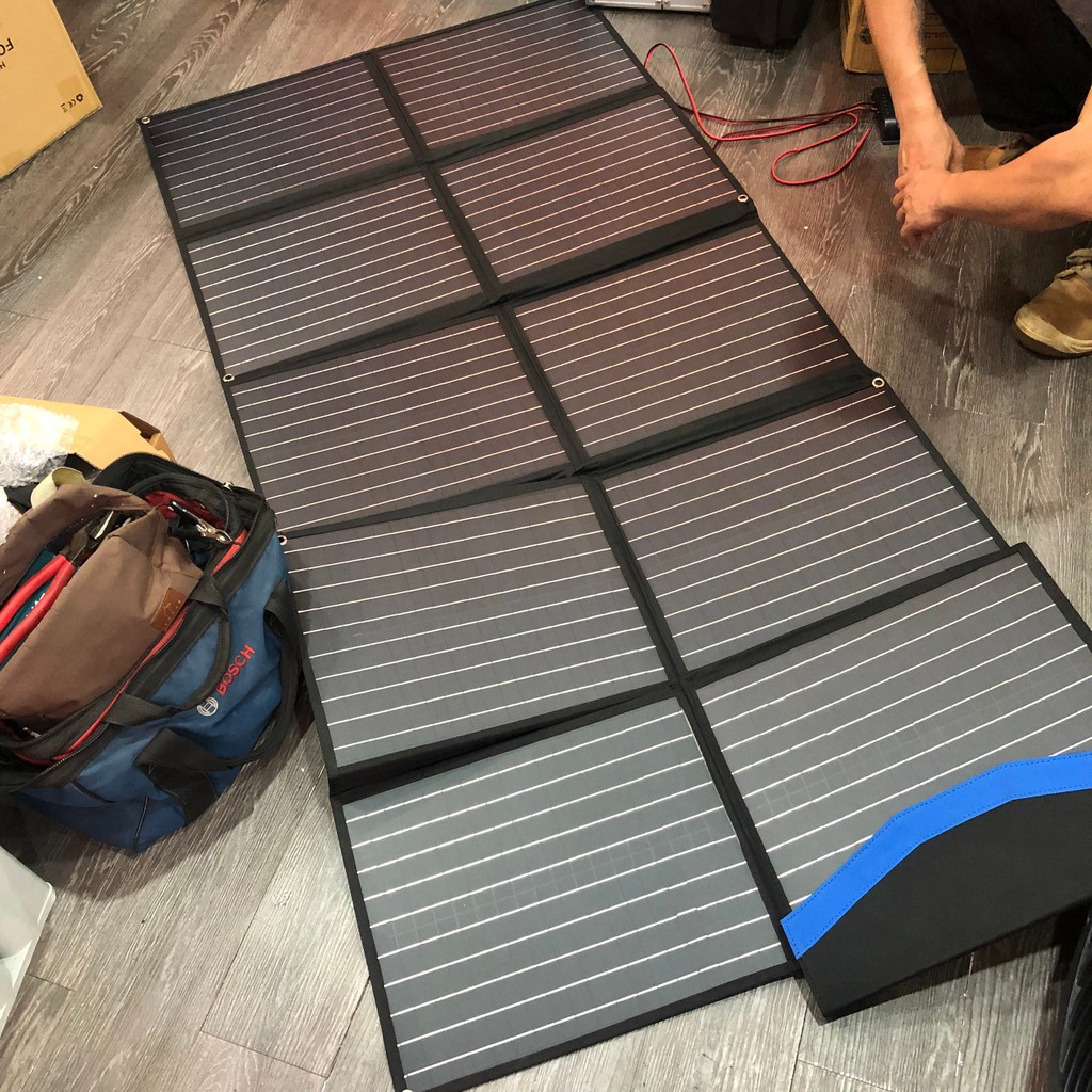 太陽能板 250W 摺疊太陽能板 附控制器 輕量 露營 戶外活動 深循環 節能 省電