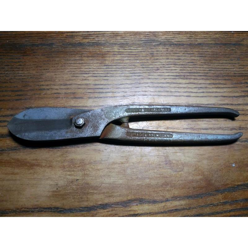 英國 GILBOW 鐵皮剪刀 8英吋( 永和可自取 )