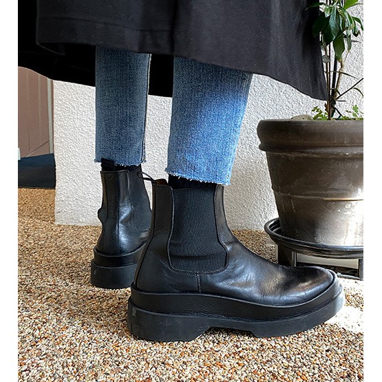 【KOREA MOOS】韓國圓頭霧面高筒質感皮鞋/圓頭高筒皮鞋