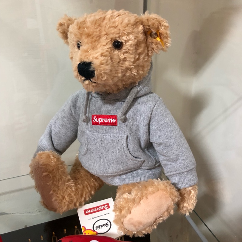 supreme steiff bear