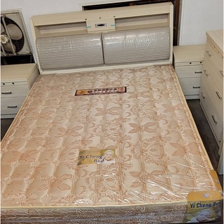 【南臺灣傢俱】5尺 2.6mm彈簧硬式床墊***特價$5900元