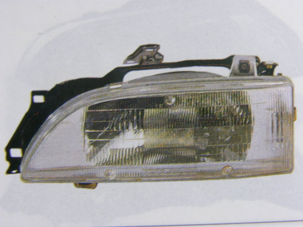 GEO PRIZM 88 大燈 頭燈 (不附座) 其它後燈,橡皮,泥槽,發電機,啟動馬達,幫浦,方向機,角燈 歡迎詢問