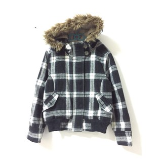 (二手)Lativ 男童羊羔絨連帽外套 size：120cm