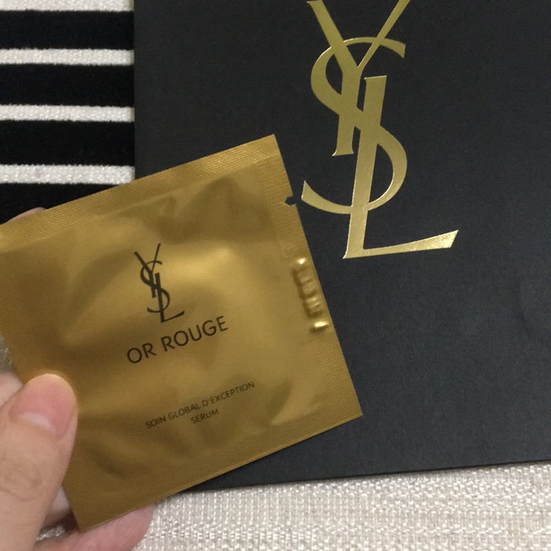 YSL 聖羅蘭金緻奢華賦活精華液