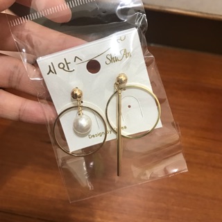 韓國 圓形 珍珠 不對稱 耳環