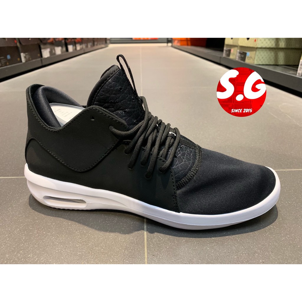 nike air jordan first class