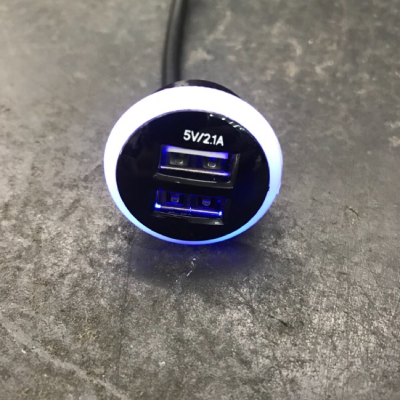 Toyota Rav4 Wish Sienta 車美仕藍光雙孔usb圓形款 挖洞款28 2 1a充電孔後座圓形 蝦皮購物