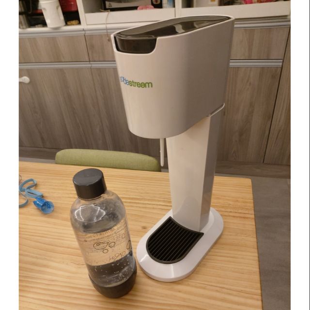 Sodastream 氣泡水機GENESIS