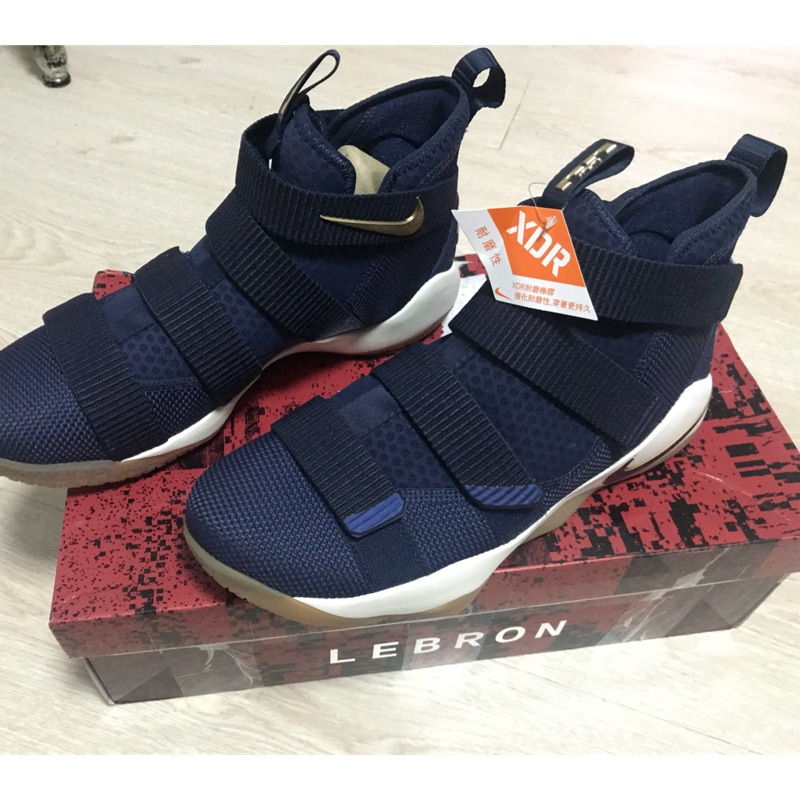 LEBRON SOLDIER XI ÉP籃球鞋 全新 US10–限benny大下標