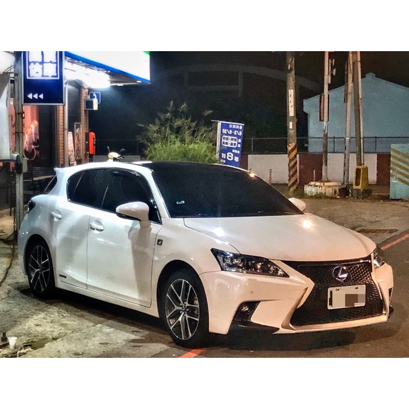 ✨2015 Lexus CT200H 白✨FB收尋：小闕中古車