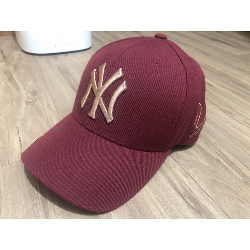 ⬇️‼️二手 MLB 洋基酒紅色棒球帽