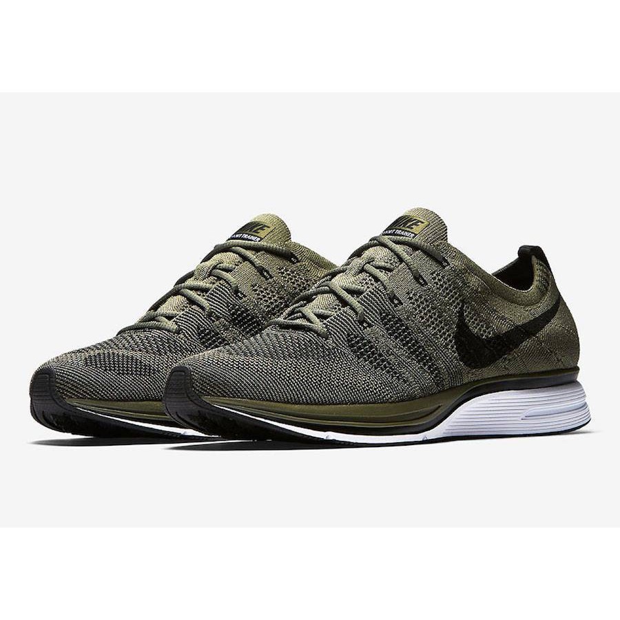 nike flyknit trainer olive