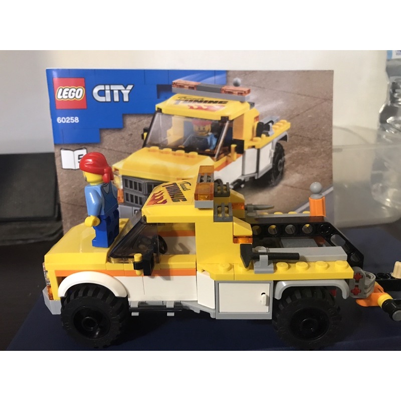 LEGO 60258 CITY 賽車改裝廠 道路救援 救援拖車 卡車+人偶 拆賣九成五新