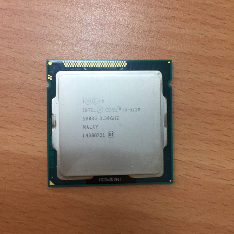 Intel 原廠 CPU Core i3-3220 1155腳位 雙核心 3.3G/3M 中古品 附贈原廠風扇