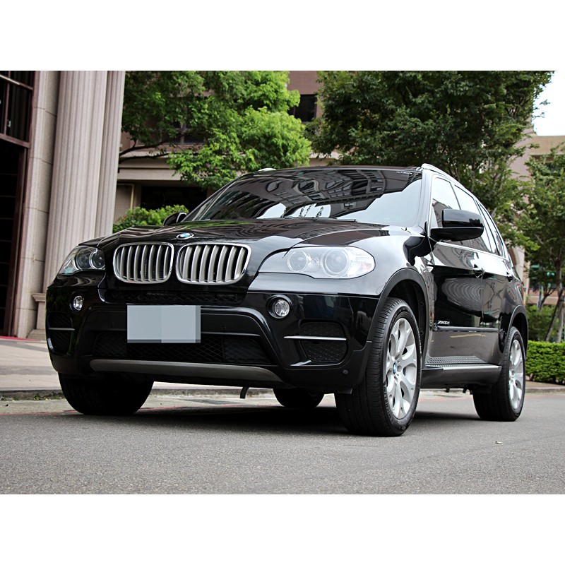 ２０１０年！BMW X5 30D 小改款旗艦休旅車！配備齊全應有盡有！一家出遊安全舒適有面子！全額貸款沒問題！