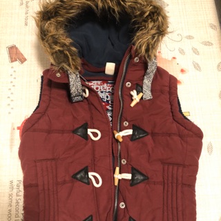 Superdry 保暖背心（帽子可拆）