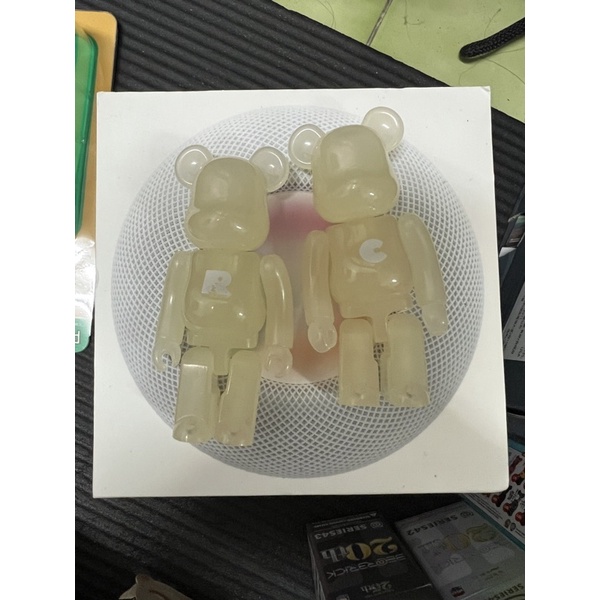 庫柏力克熊 BE@RBRICK 100% 字母熊 2隻賣